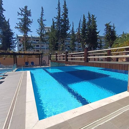 Blue & Yellow Penthouse With Terrace At Balaia Mar Albufeira Exterior photo