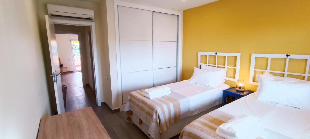 Blue & Yellow Penthouse With Terrace At Balaia Mar Albufeira Exterior photo