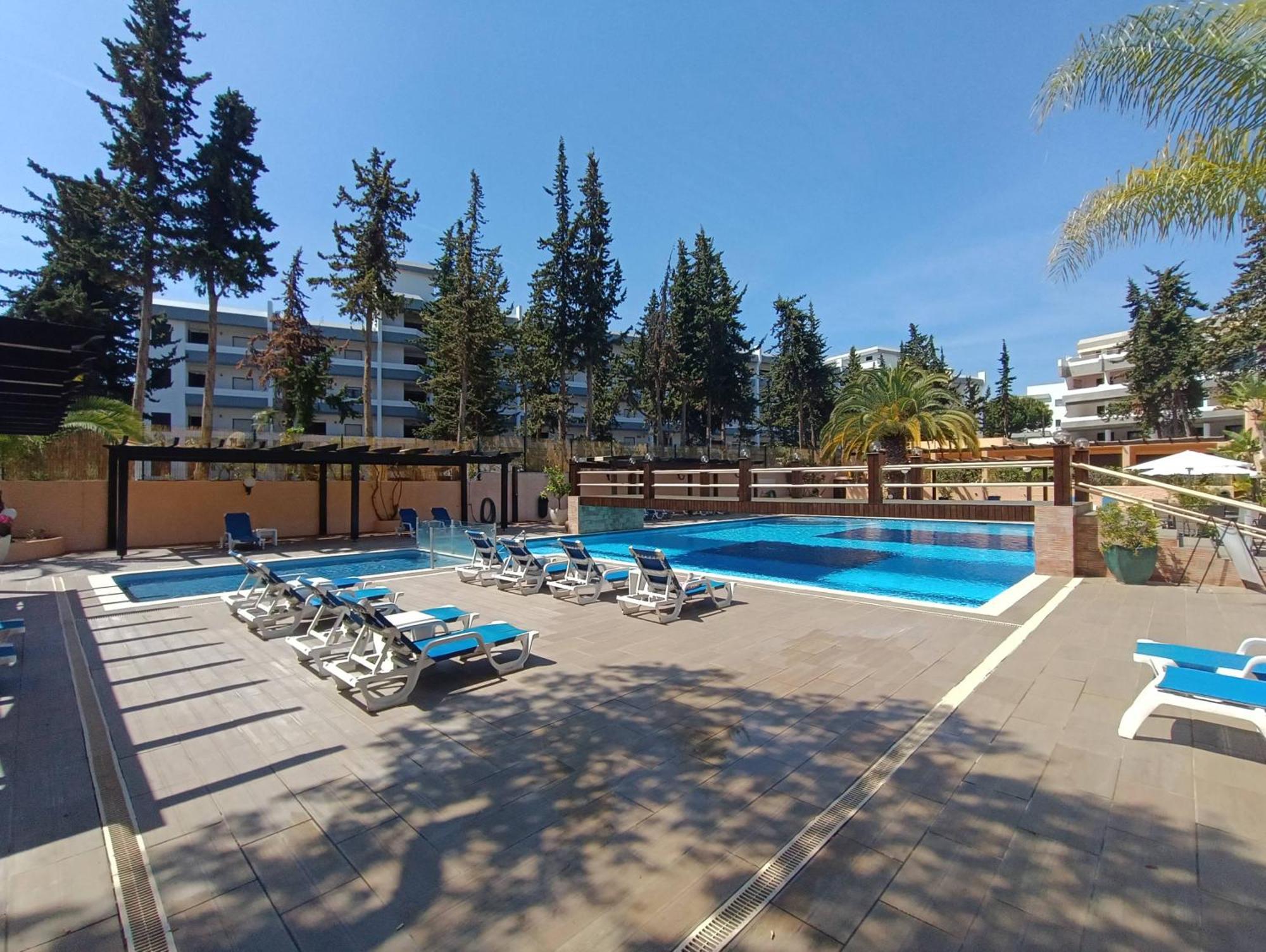 Blue & Yellow Penthouse With Terrace At Balaia Mar Albufeira Exterior photo